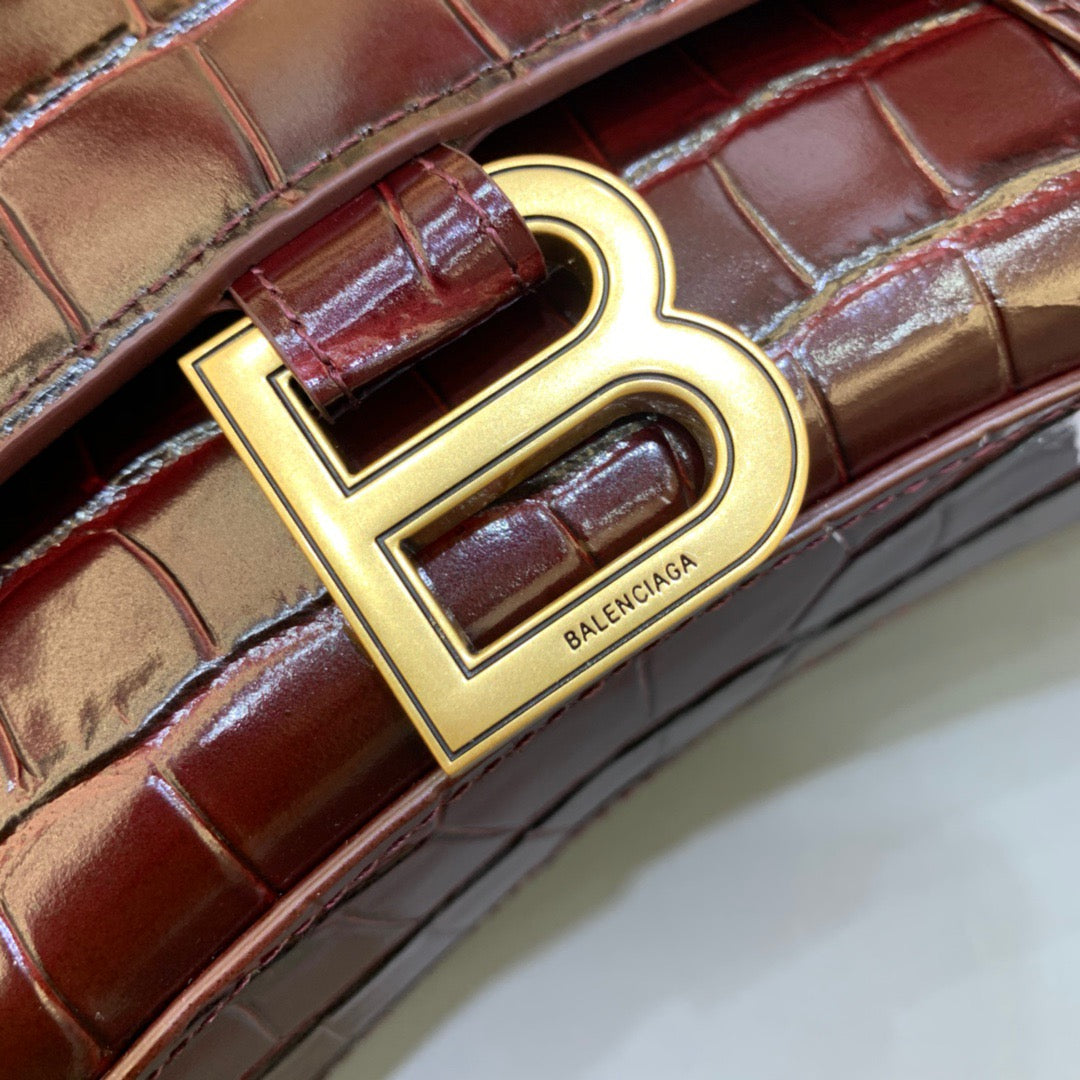 Top Quality Hourglass Wallet On Chain in Dark Red, For Women,  Bags 9in/23cm