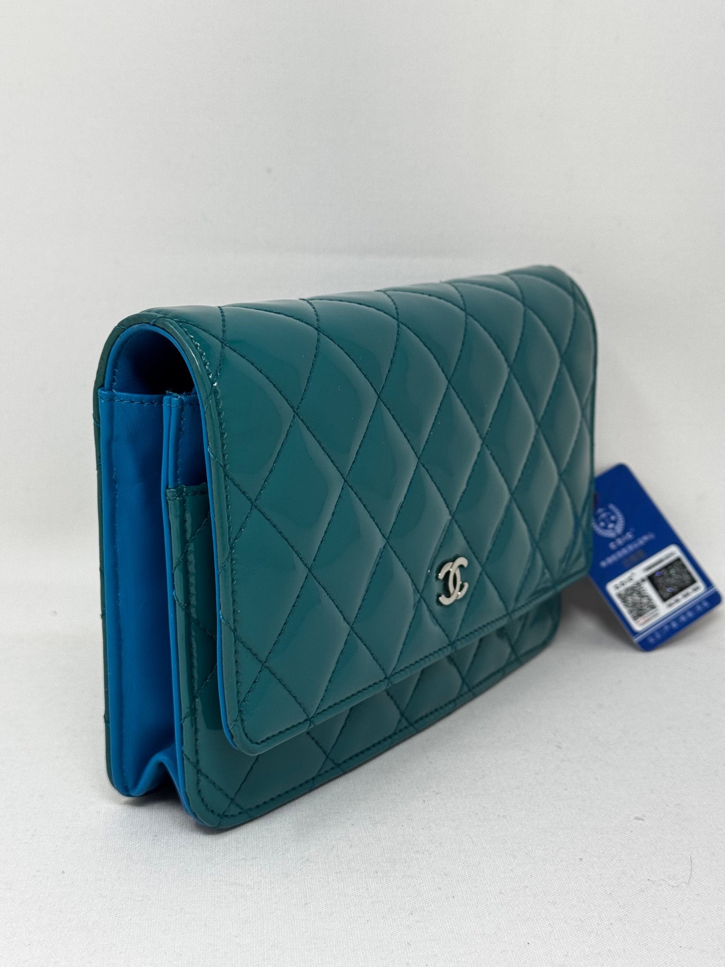 Chanel Quilted Patent Wallet On Chain - Blue Crossbody Bags, Handbags B20-92