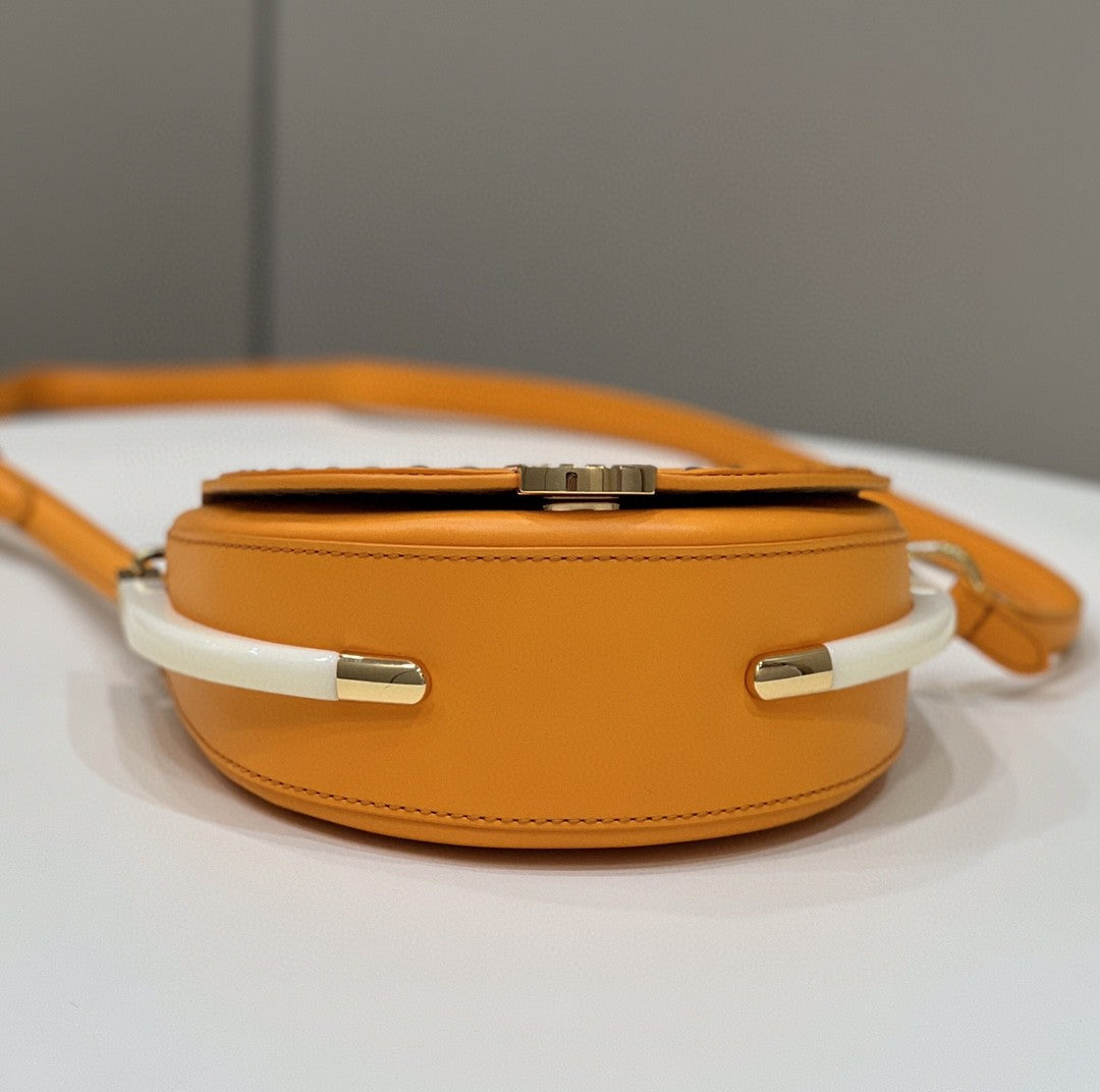 Top QualityTop Quality Moonlight Saddle Orange Bag For Woman 19cm/7.5in