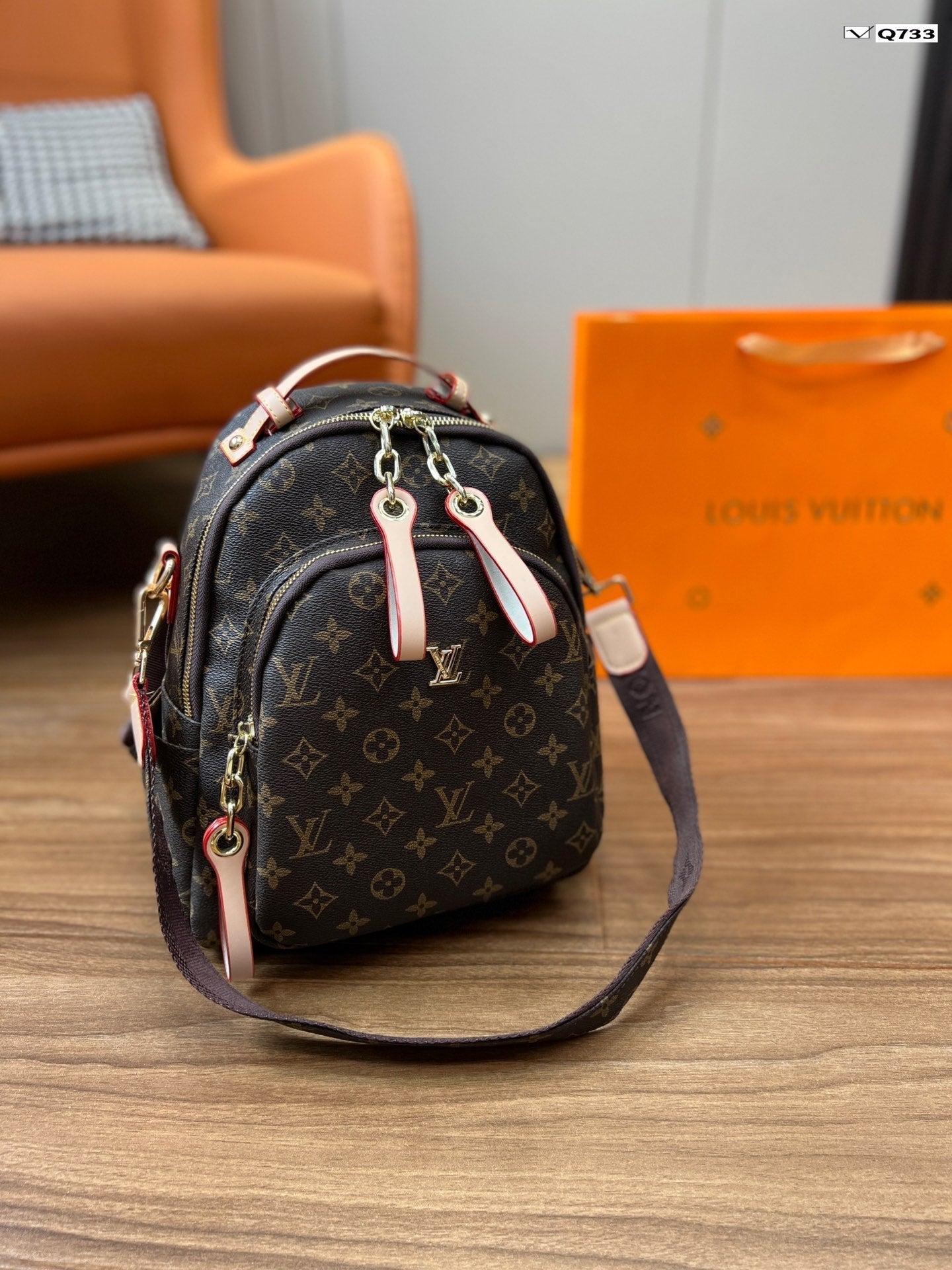 EN - New 1:1 rep Lux Bags LUV 543