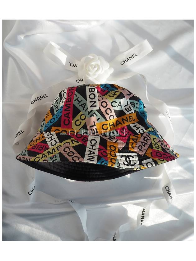 CC Logo Reversible Bucket Hat Black Chanel