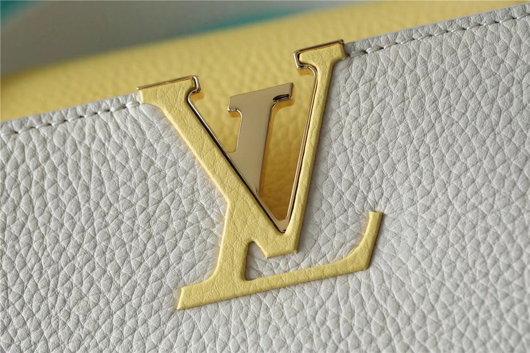 Top Quality Capucines MM Taurillon Creme Beige/ Plume Yellow Berlingot For Women, Womens Bags, Shoulder And Crossbody Bags 12.4in/31.5cm Top Quality M59883
