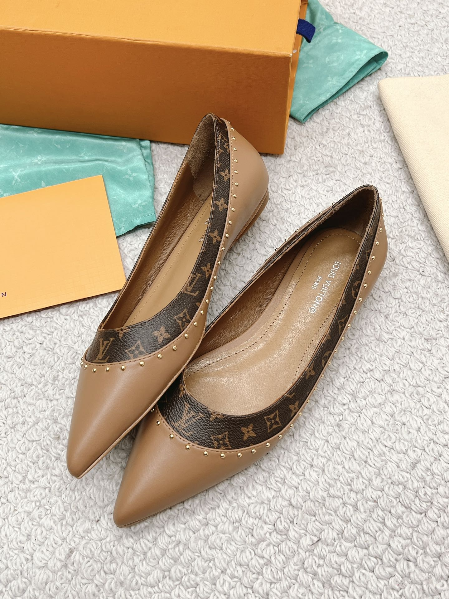 New 1:1 rep LUV High Heel Shoes 045