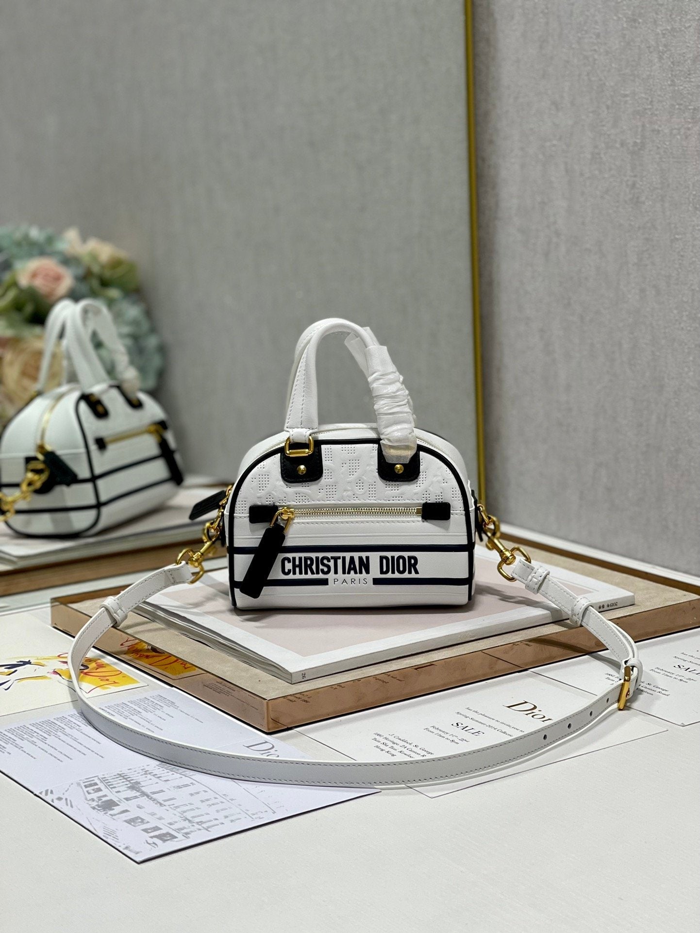 Top Quality Mini Vibe Zip Bowling Bag, White Handbags, Bowling Bags, 17cm CD