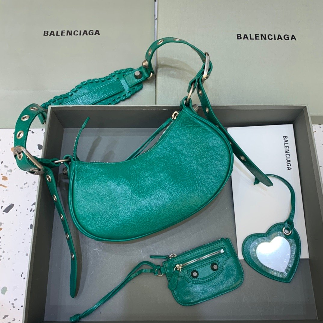 Top Quality Le Cagole XS Shoulder Bag In Green, For Women,  Bags 10.2in/26cm