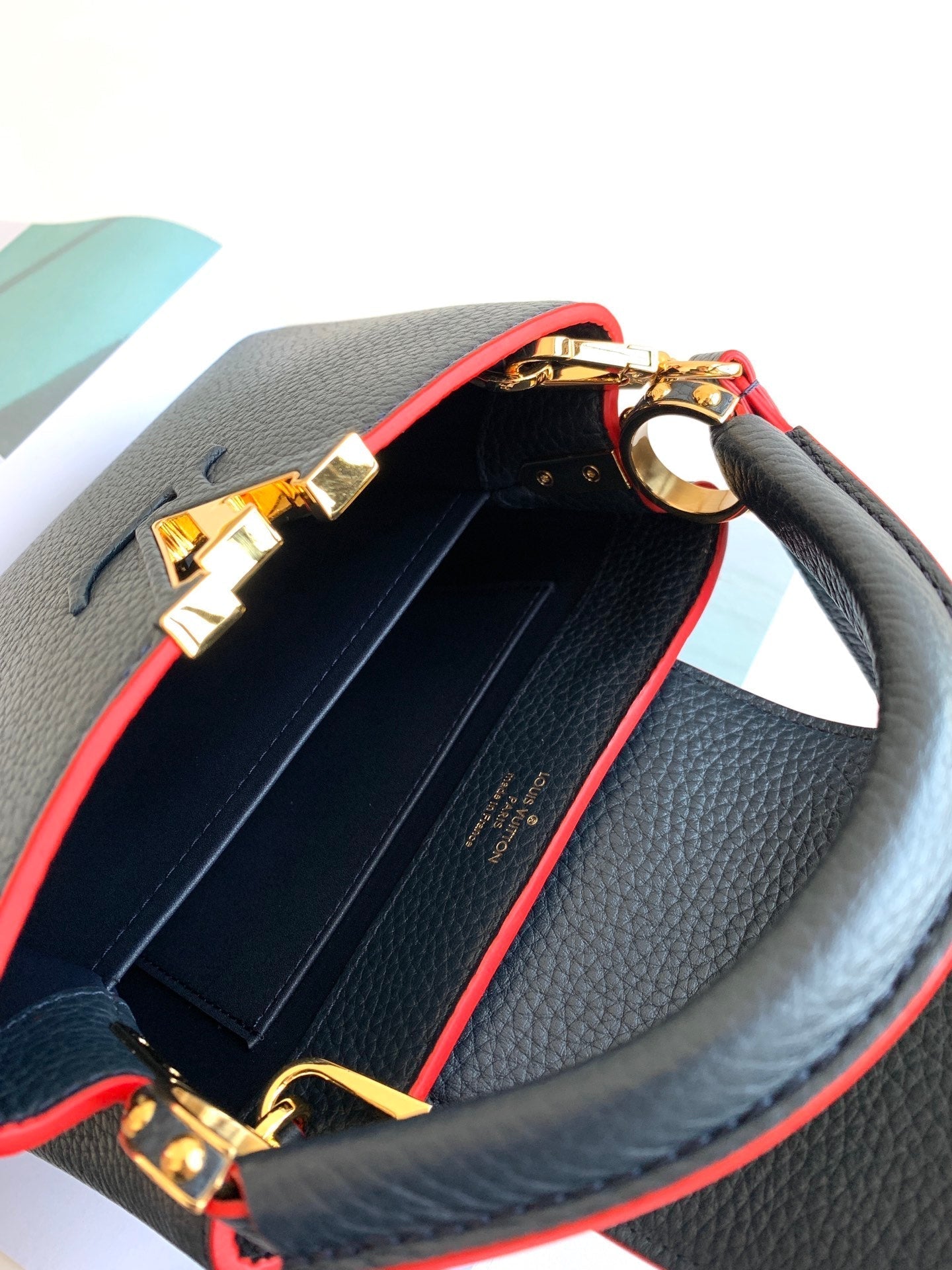 Top Quality Capucines Mini Taurillon Navy Blue For Women,  Shoulder And Crossbody Bags 8.3in/21cm Top Quality