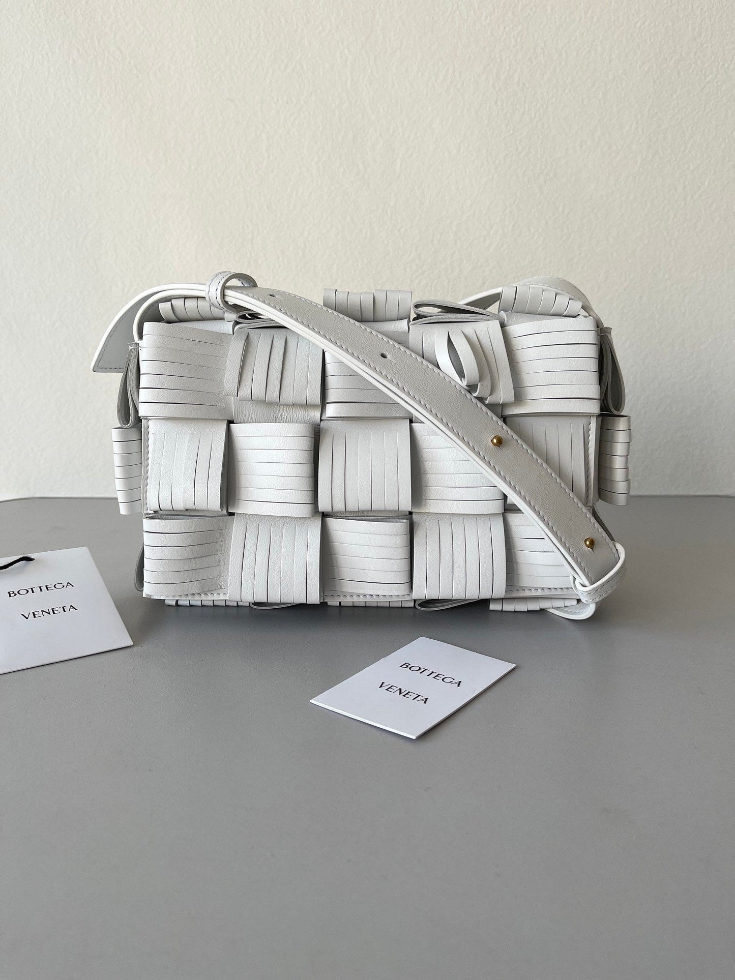 Top Quality Cassette White, For Women, Bags 9.1in/23cm 680698V1G719009