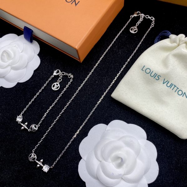 Combo Top Quality NecklaTop Qualitys 106