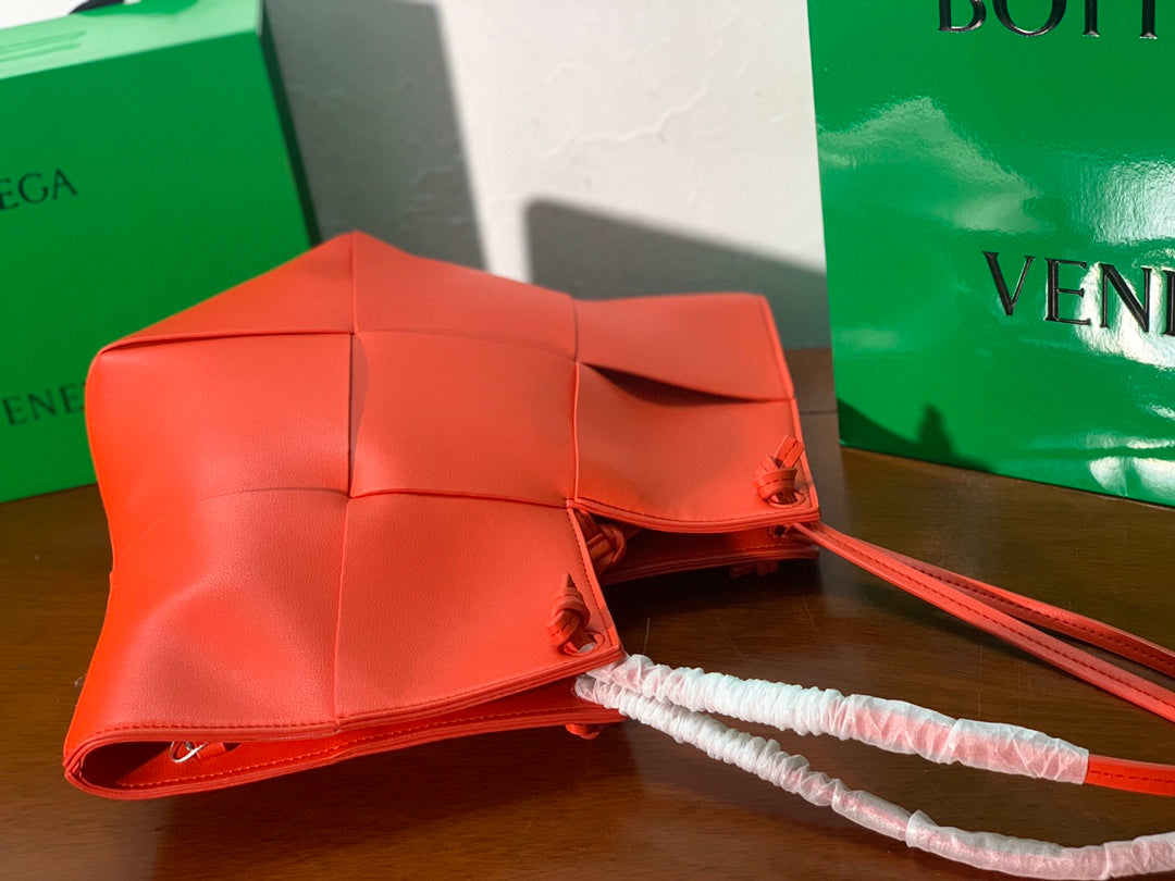 Top Quality Shoulder Bag Oranges, For Women, Women’s Bags 17.7in/45cm