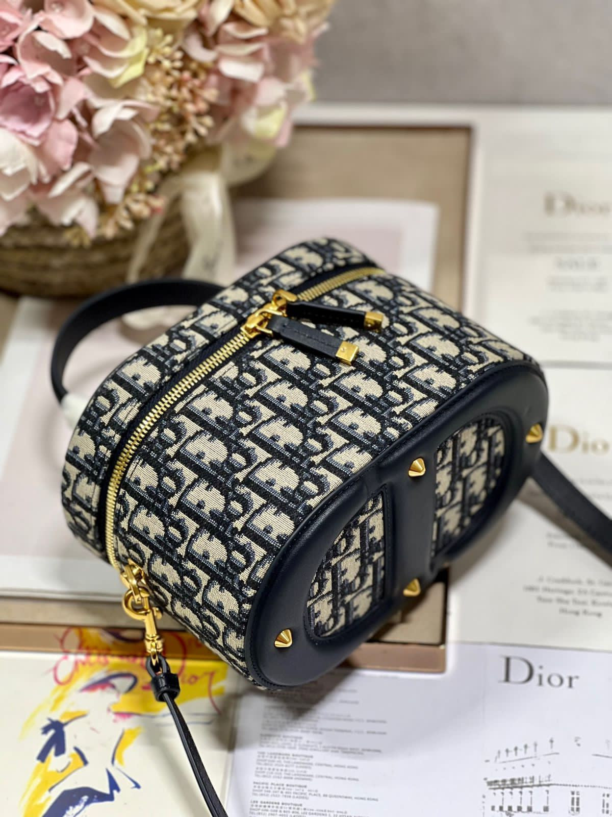 DIOR