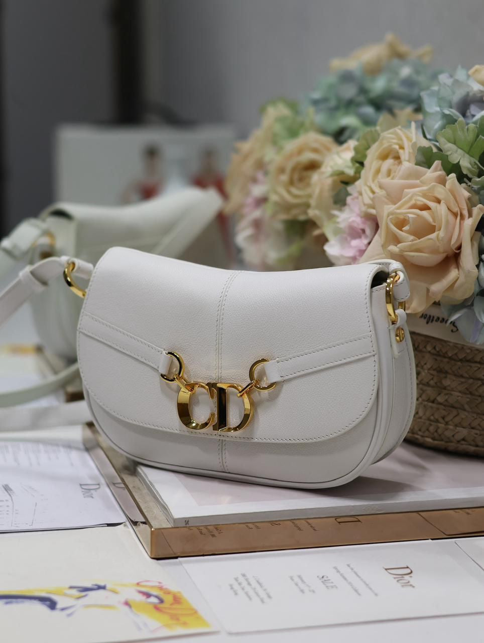 DIOR