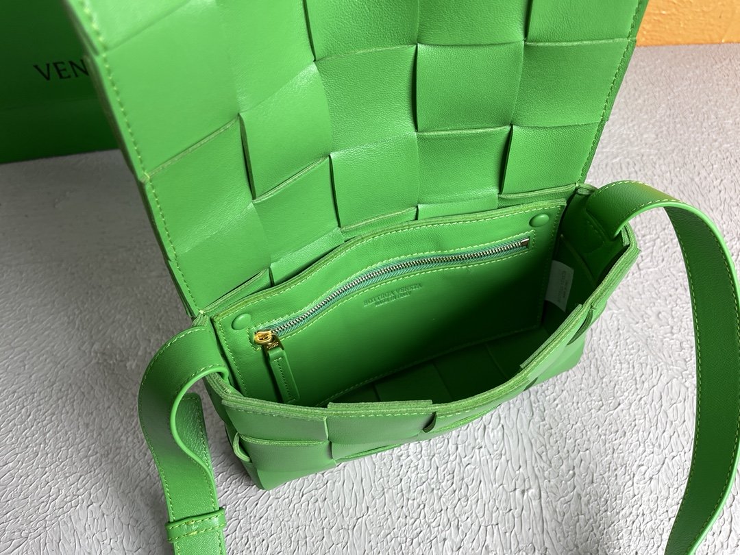 Top Quality Cassette Parakeet, For Women, Women’s Bags 9.1in/23cm 578004VMAY13724