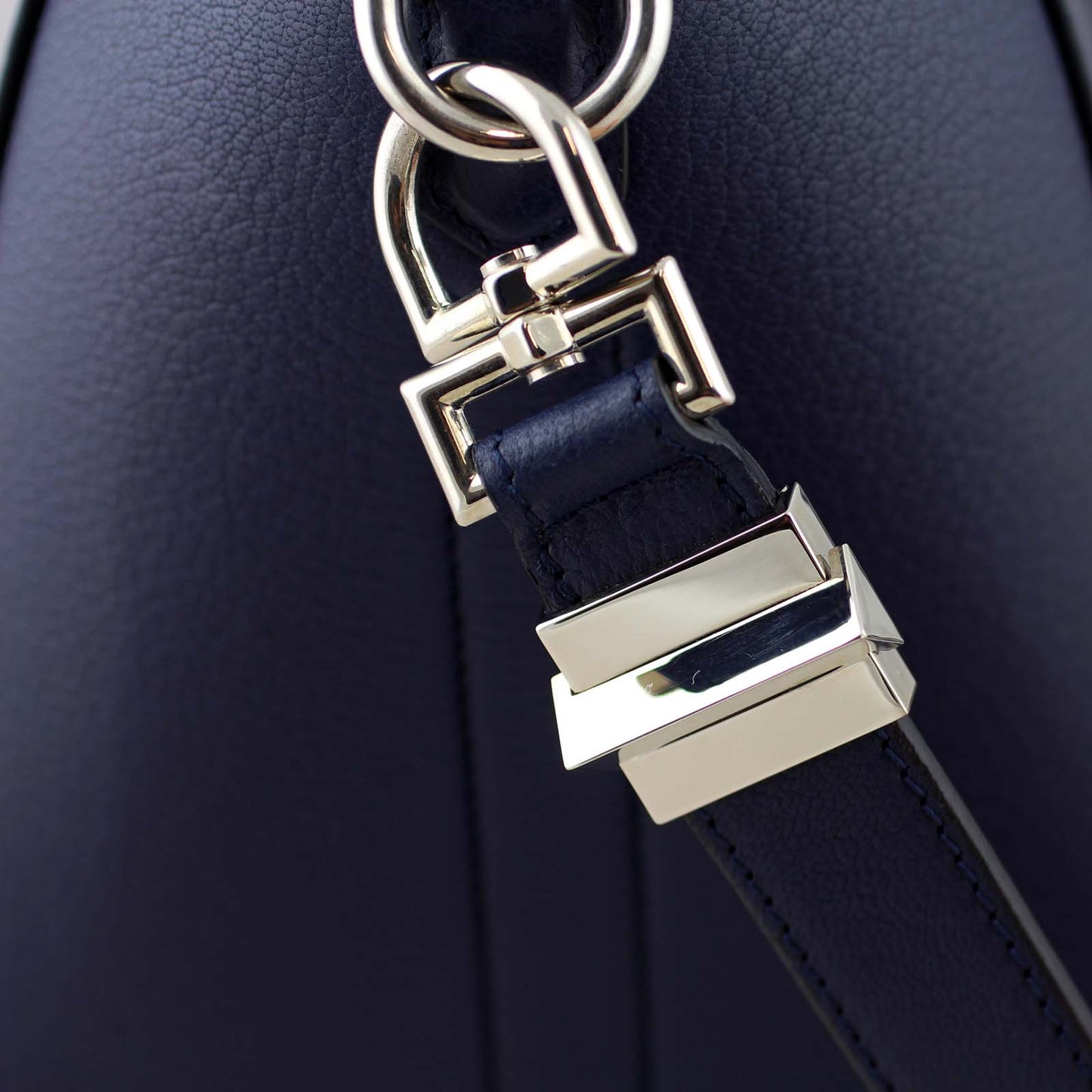 Givenchy Antigona Small