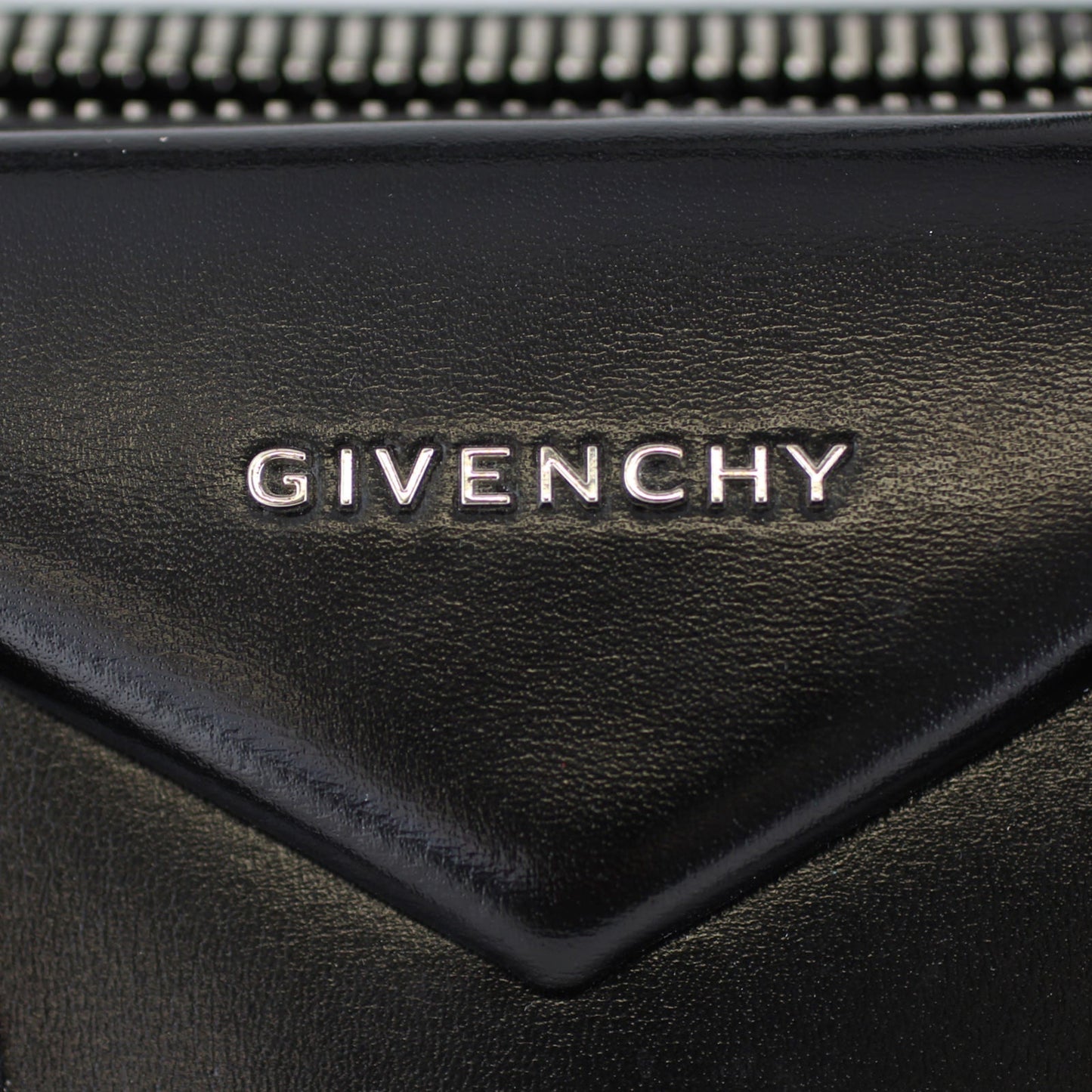 Givenchy Antigona Medium