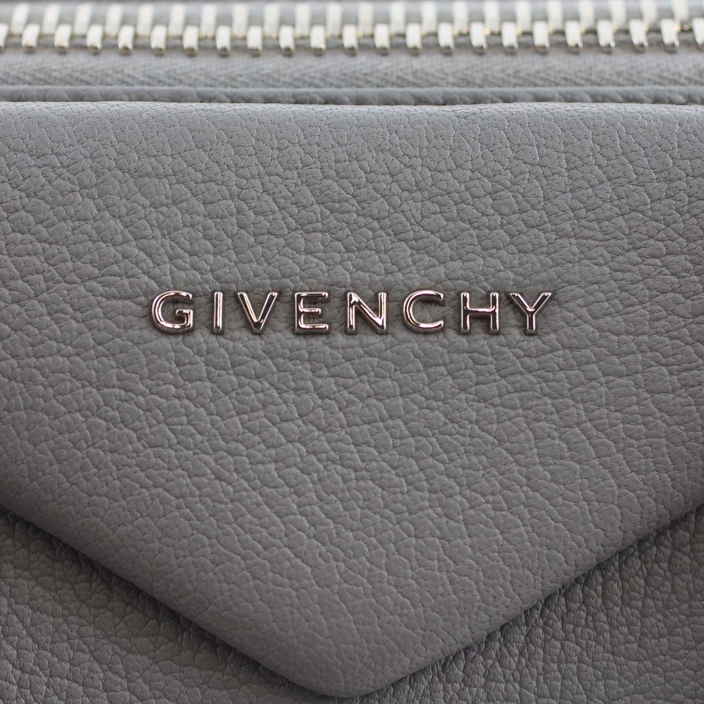 Givenchy Antigona Medium