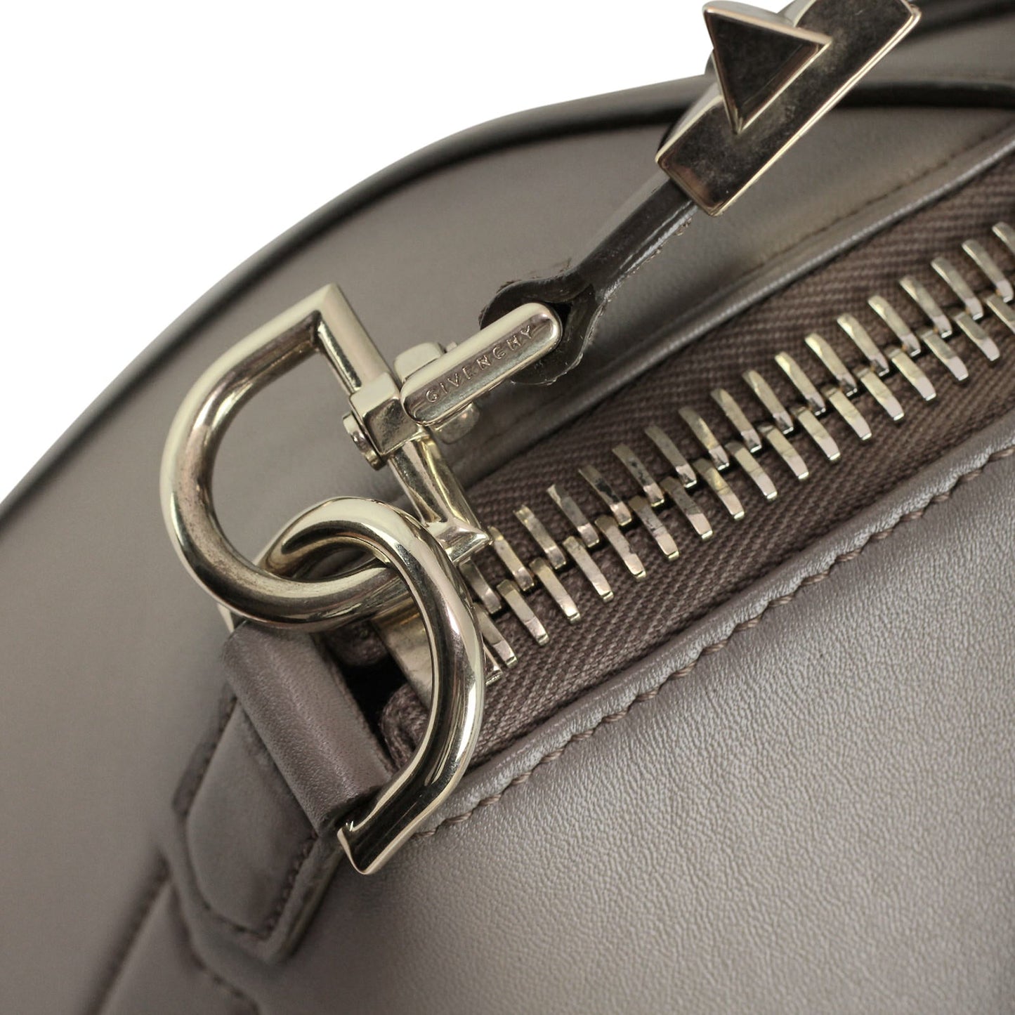 Givenchy Antigona Medium