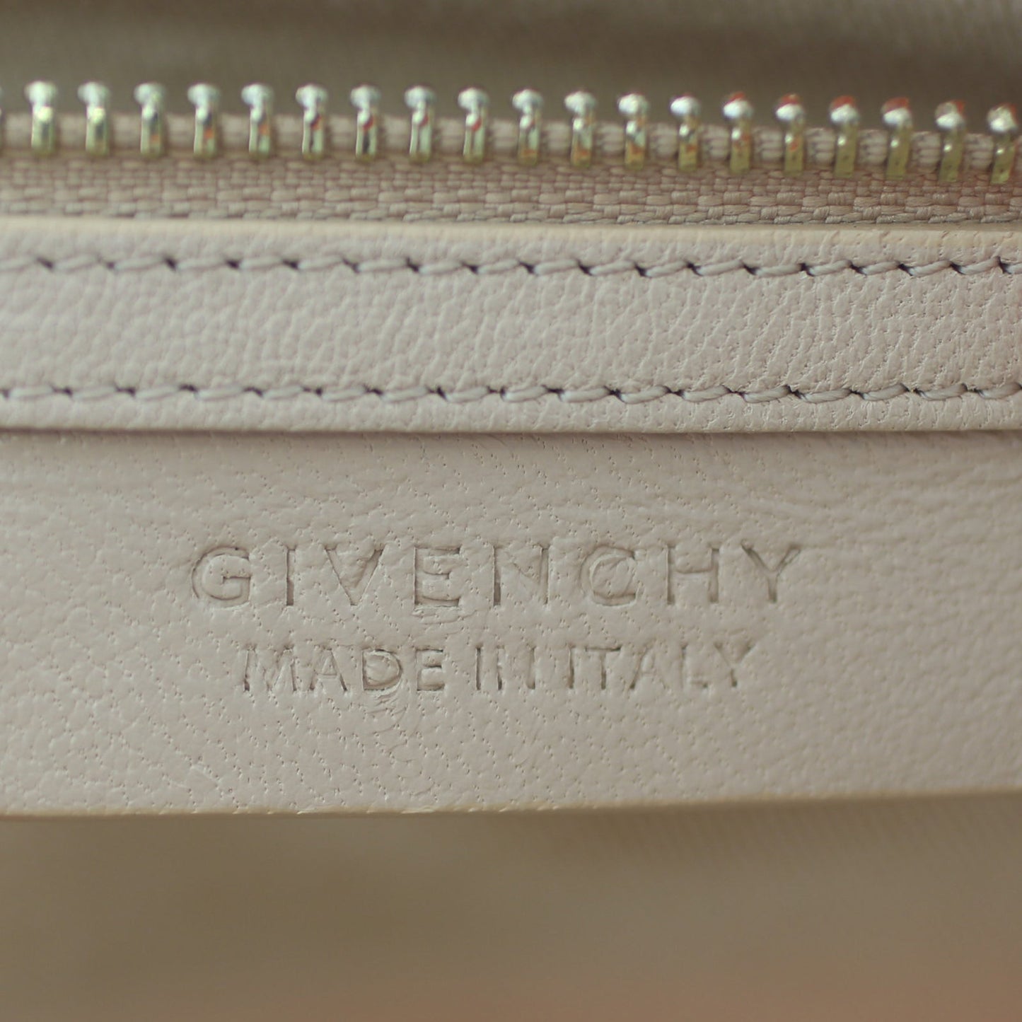 Givenchy Antigona Medium