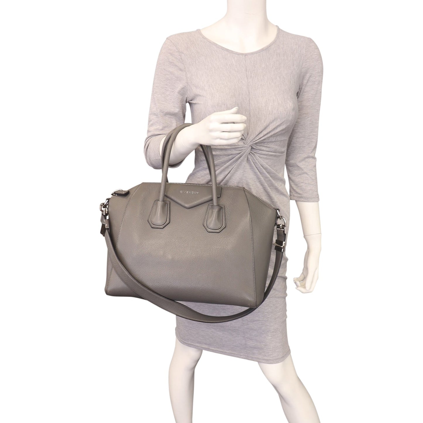Givenchy Antigona Medium