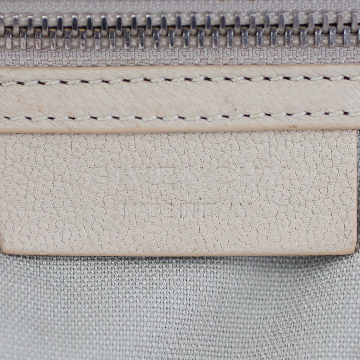 Givenchy Antigona Medium