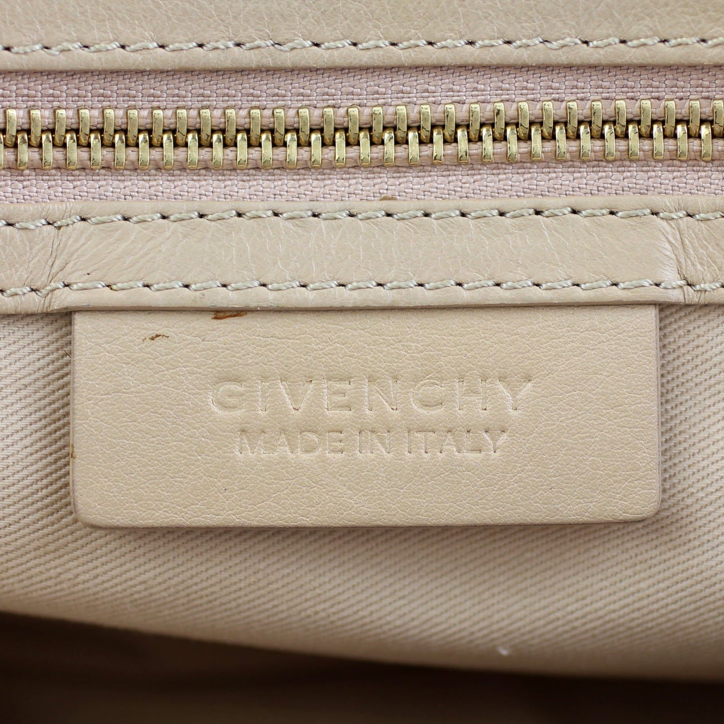 Givenchy Nightingale Medium