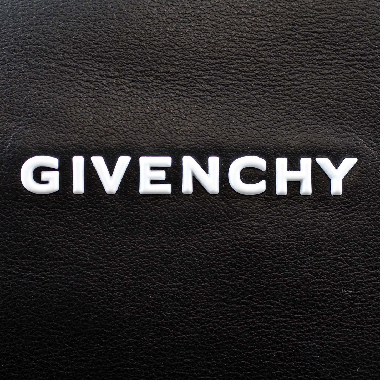 Givenchy Pandora Medium