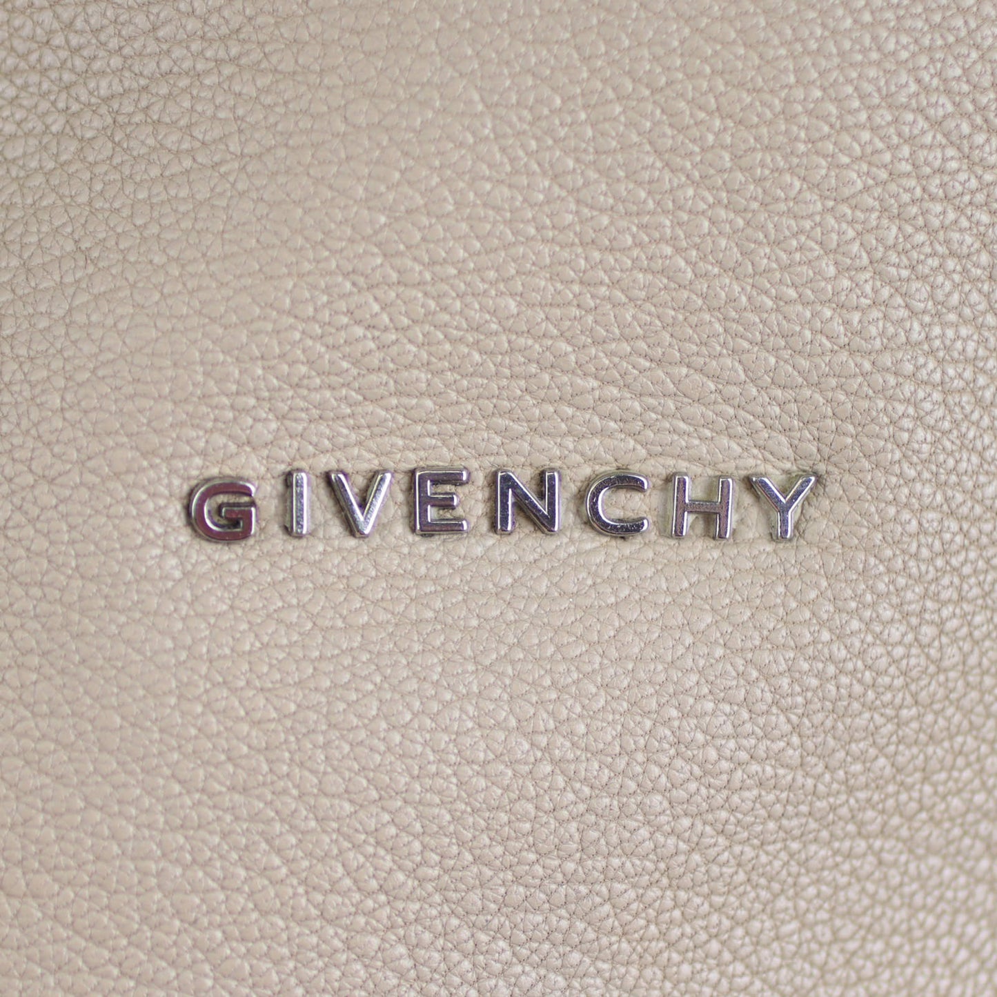 Givenchy Pandora Medium