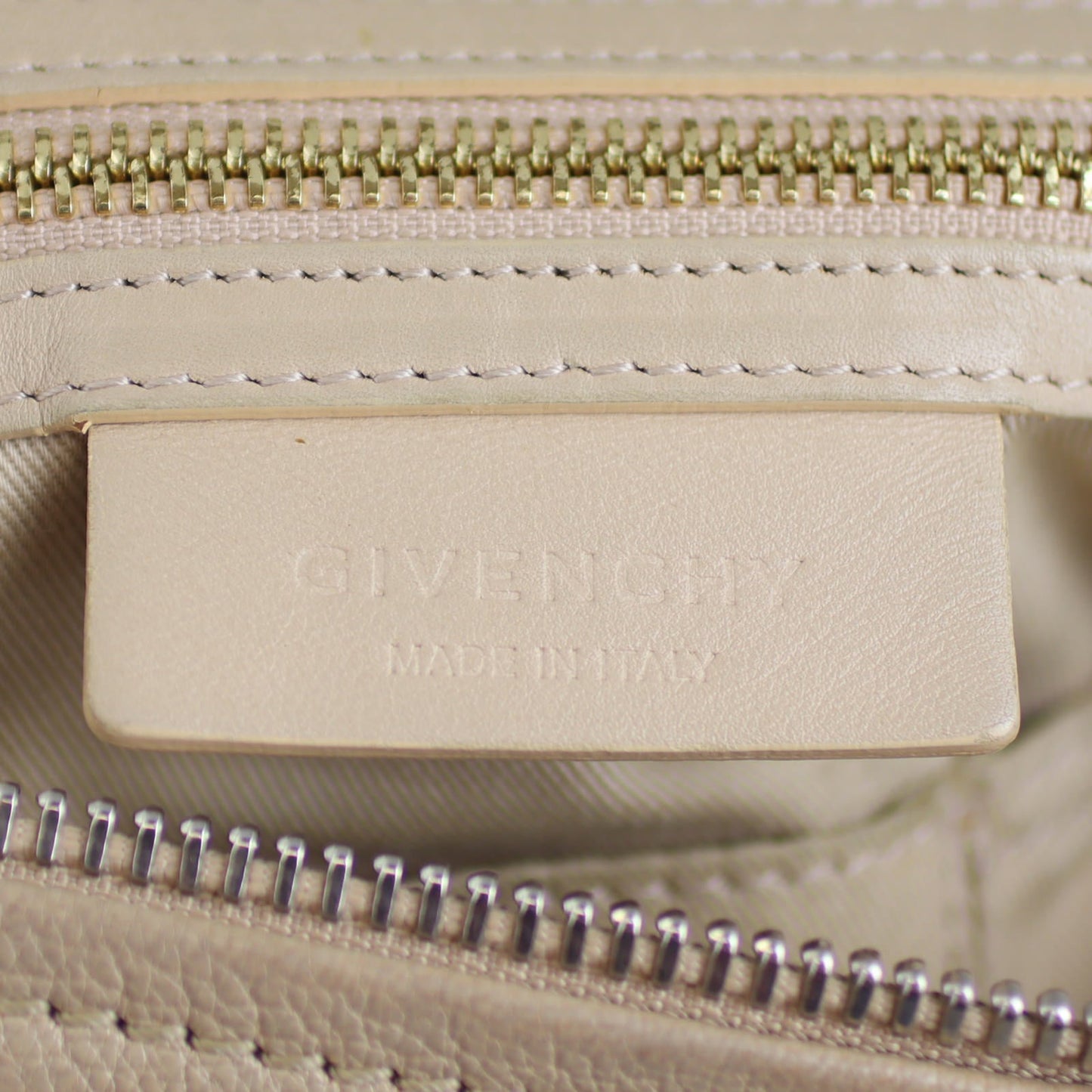 Givenchy Pandora Medium