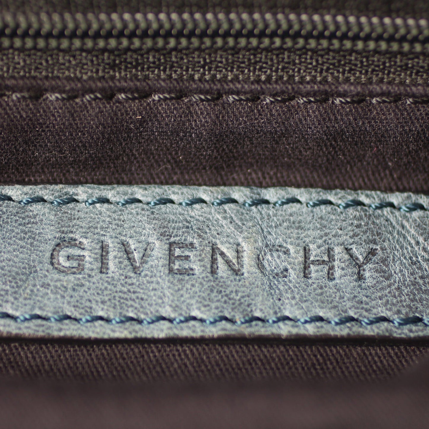 Givenchy Pandora Medium