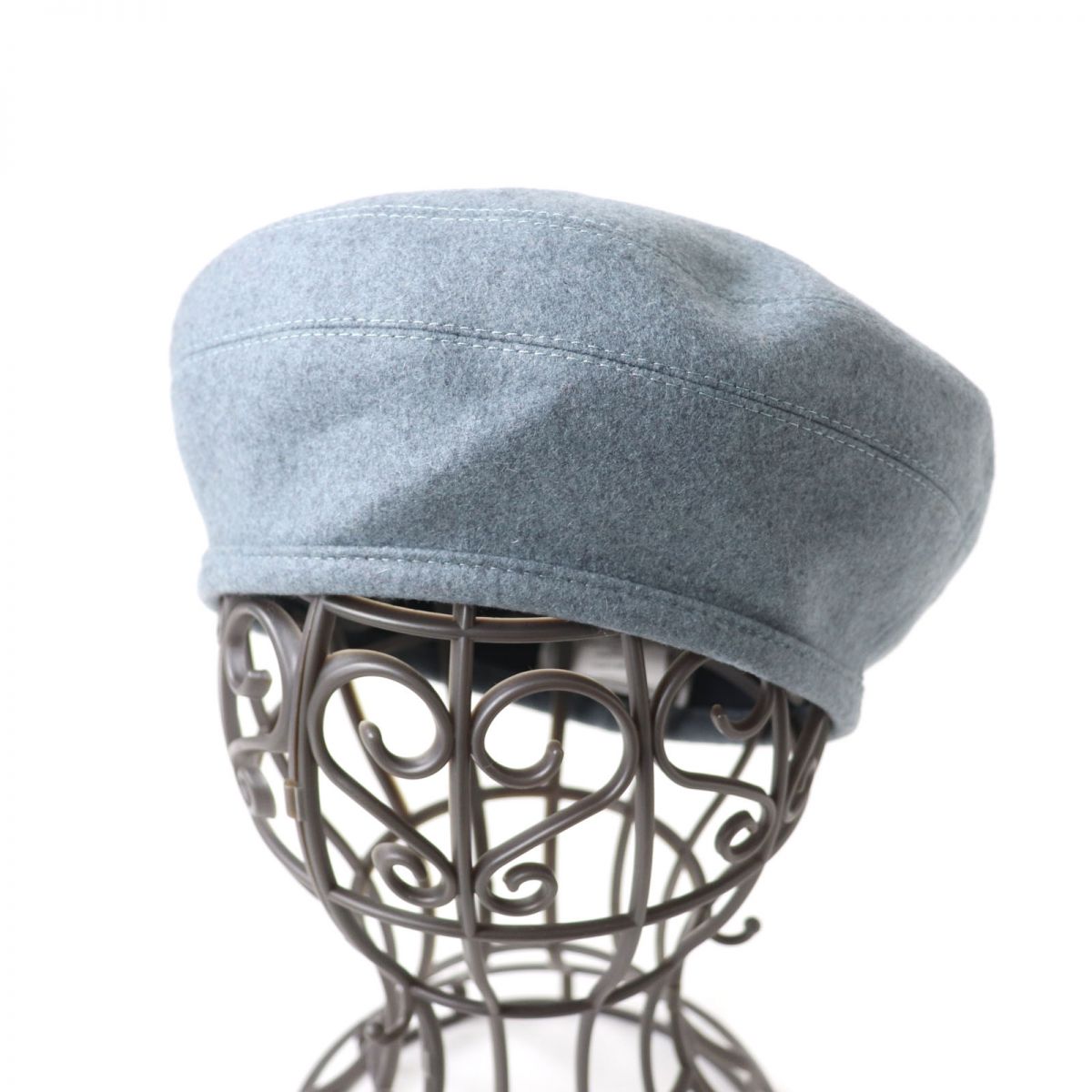 HERMES beret Outer: 100% cashmere, Lining: 65% rayon, Lining: 35% silk, Part: 100% polyester gray Women 58  d