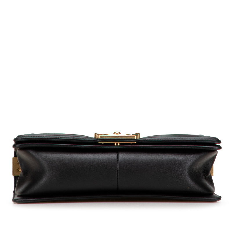 Chanel Boy Chanel Chevron V Stitch Leather Shoulder Bag