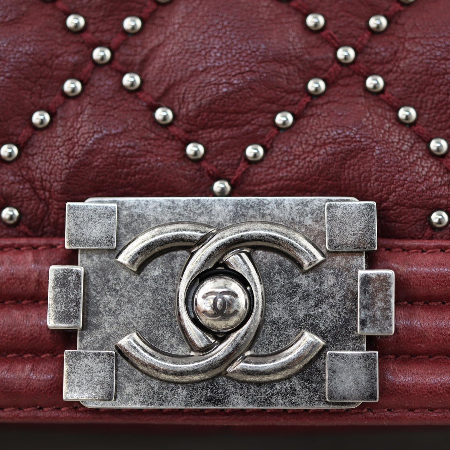 Chanel Boy New Medium Studded | 21 Series