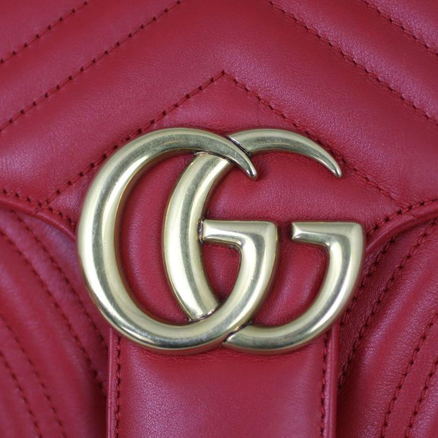 Gucci GG Marmont Small Matelasse Shoulder Bag