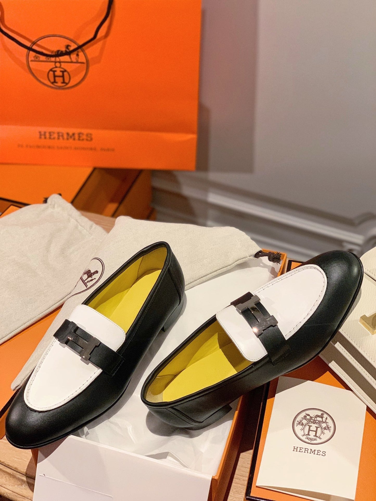 Luxury Shoes - Top QualityS - 984