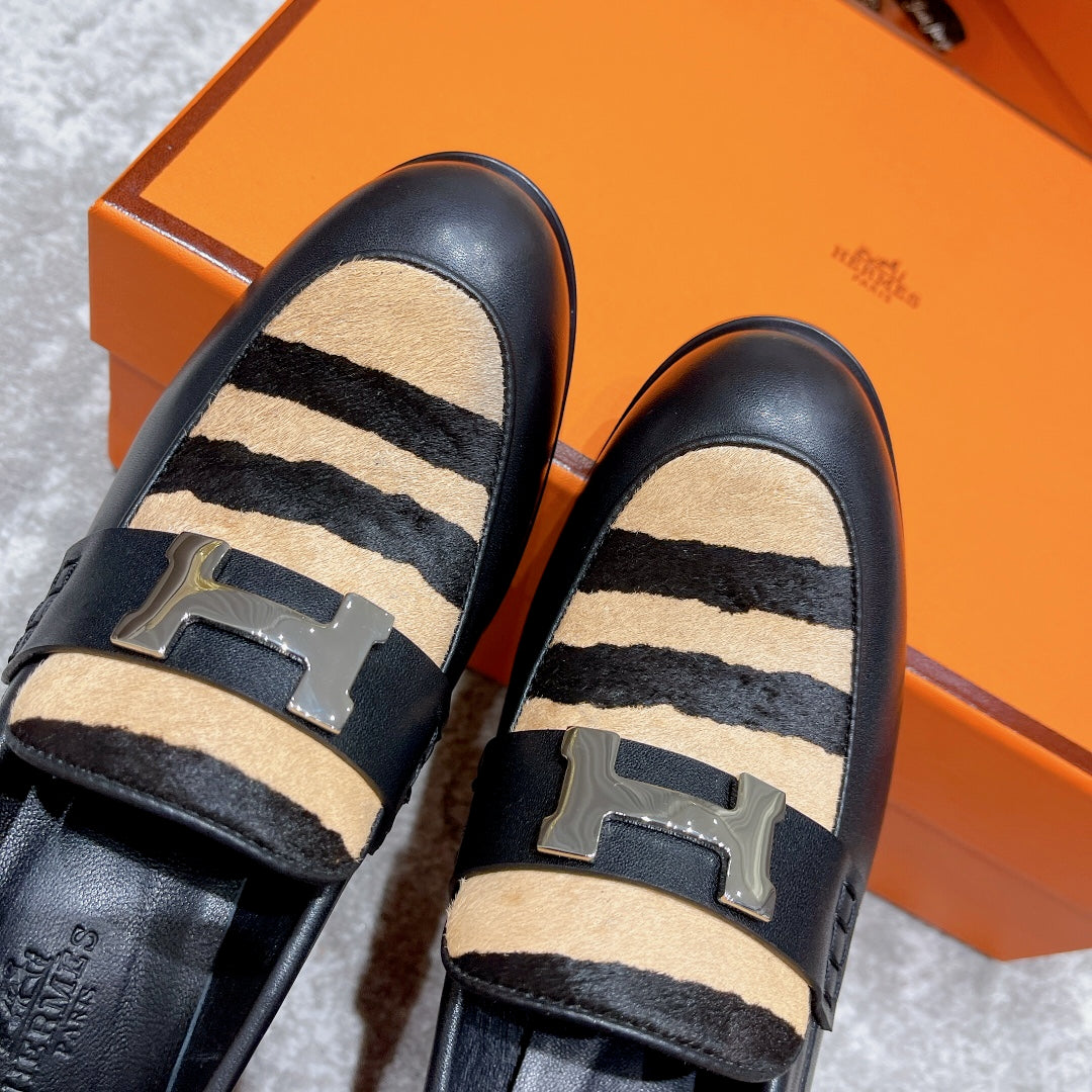 Luxury Shoes - Top QualityS - 552