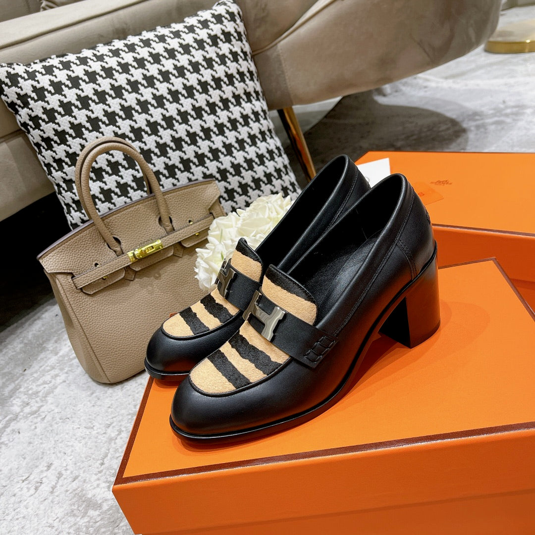 Luxury Shoes - Top QualityS - 552