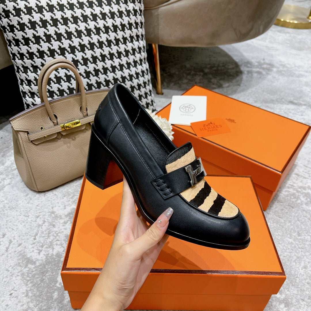 Luxury Shoes - Top QualityS - 552
