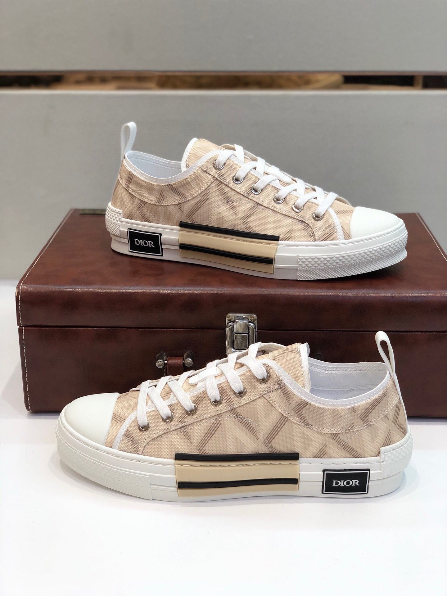 Luxury Shoes - Top QualityR - 1069