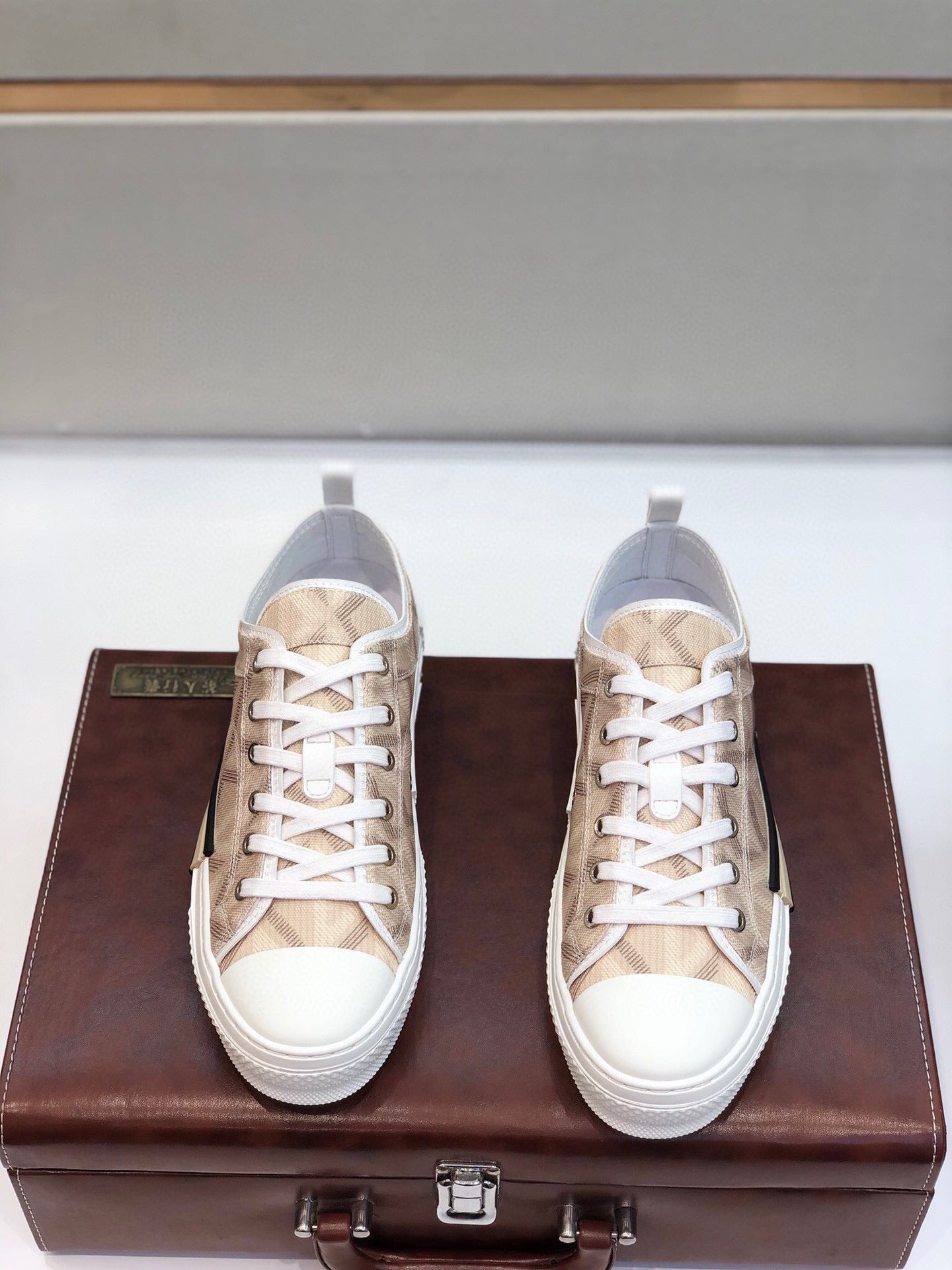 Luxury Shoes - Top QualityR - 1069