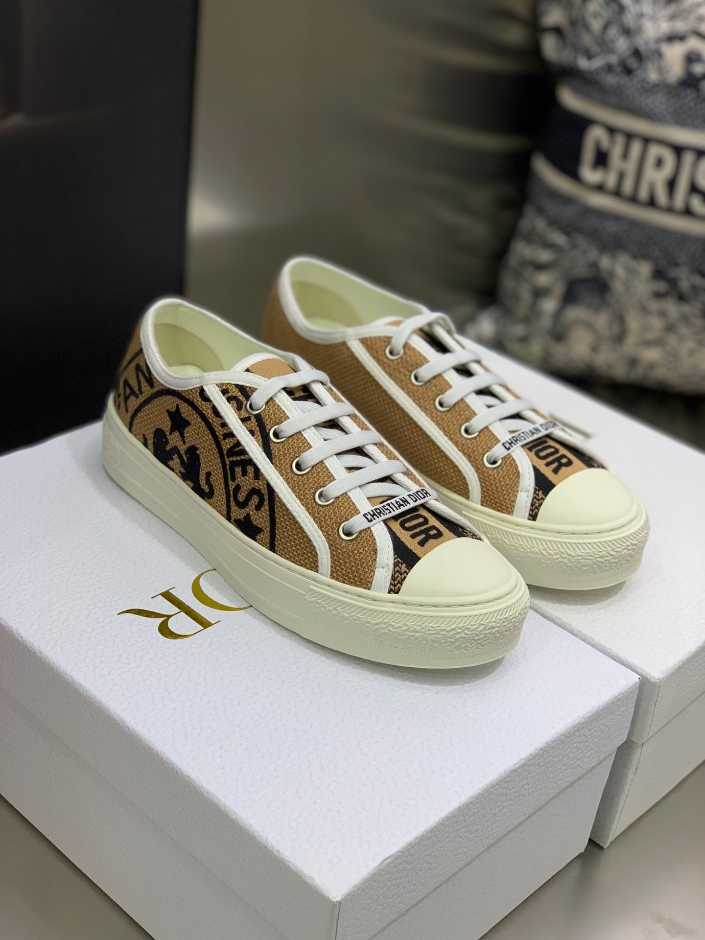 Luxury Shoes - Top QualityR - 1058