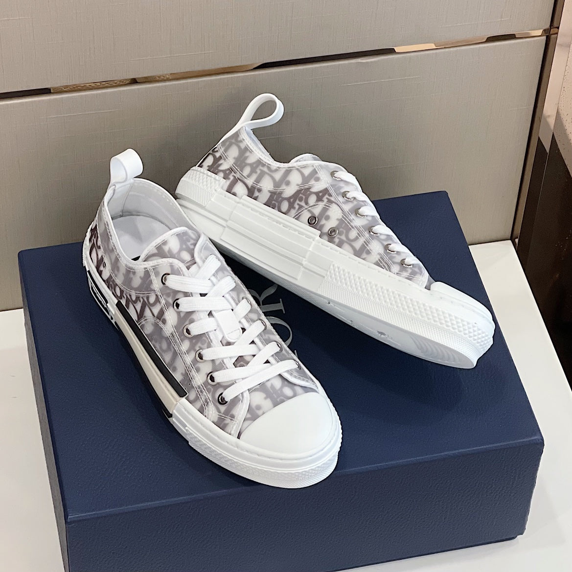 Luxury Shoes - Top QualityR - 1073