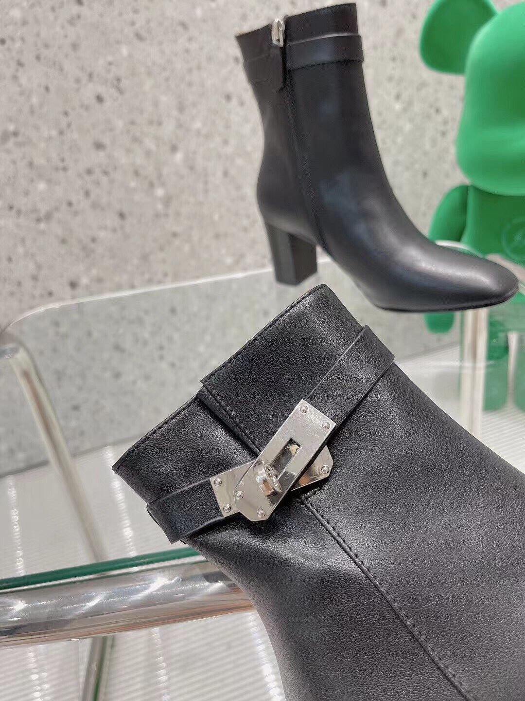 Luxury Shoes - Top QualityS - 661
