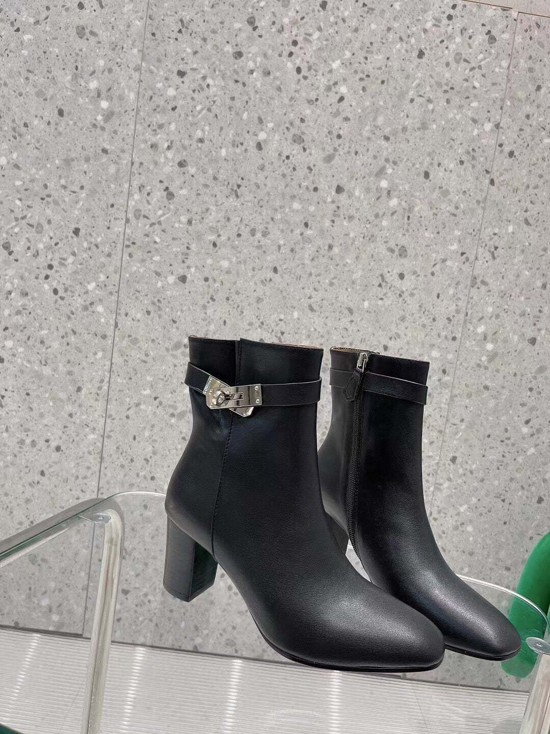 Luxury Shoes - Top QualityS - 661