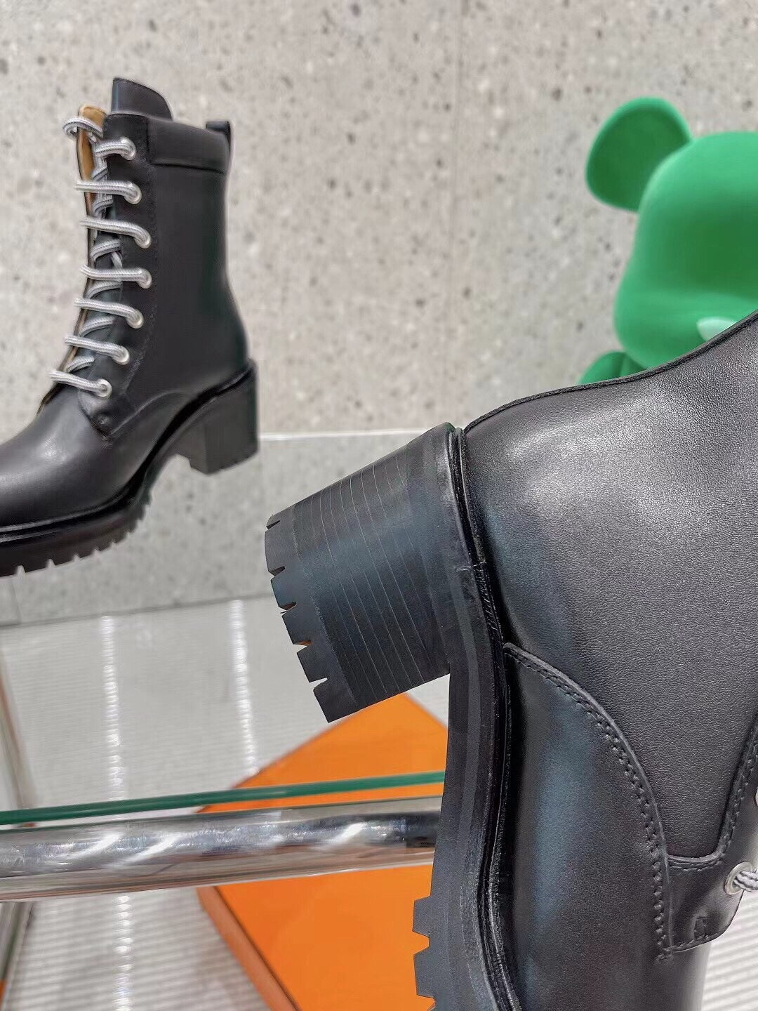 Luxury Shoes - Top QualityS - 678
