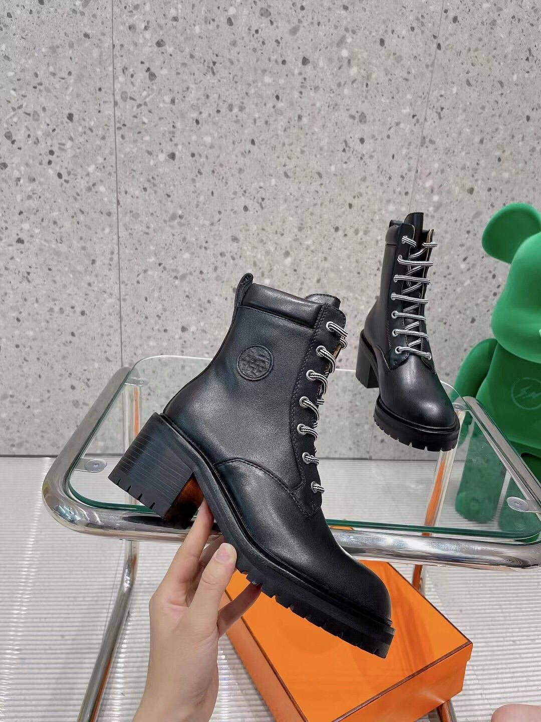 Luxury Shoes - Top QualityS - 678