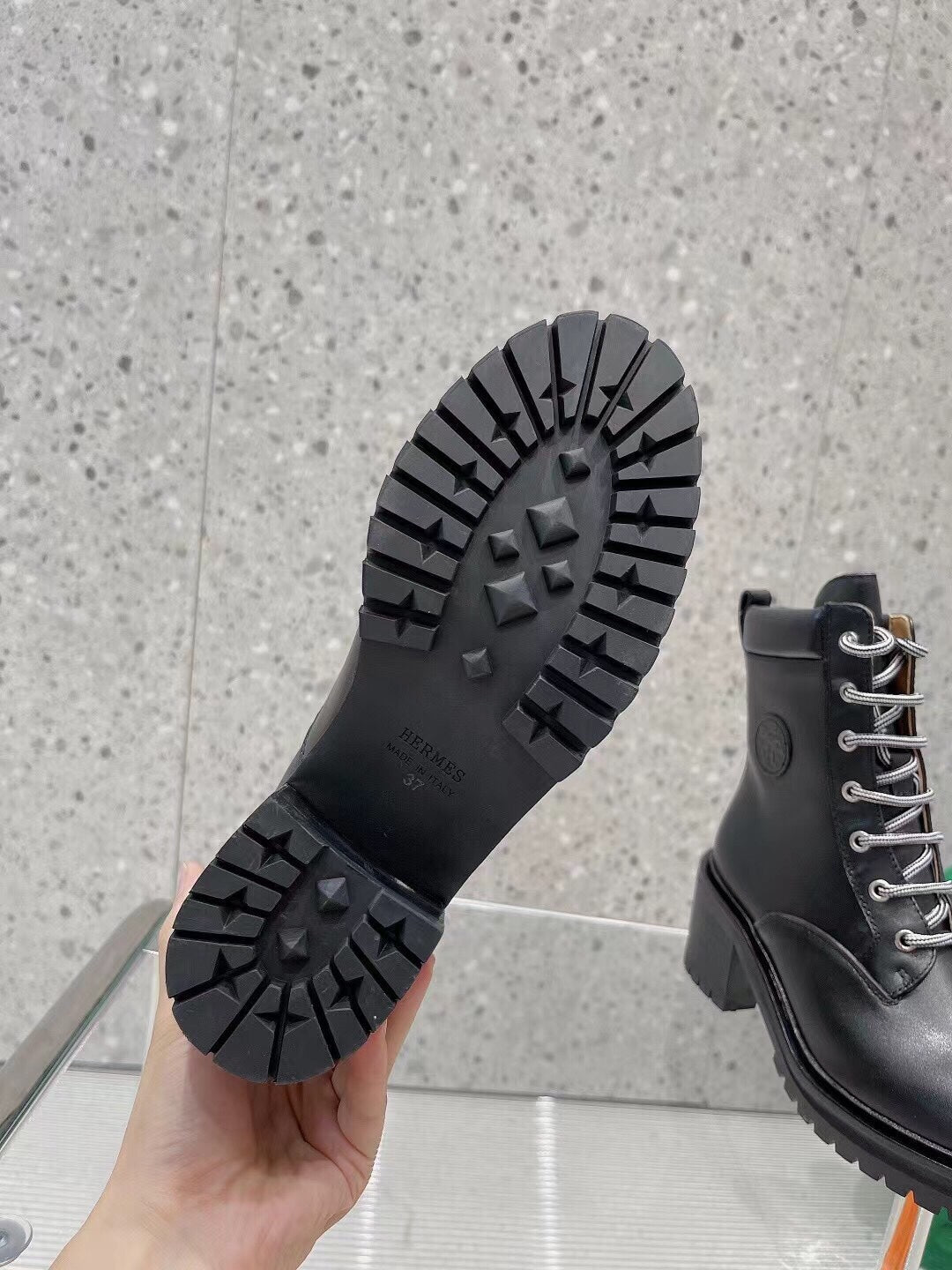 Luxury Shoes - Top QualityS - 678