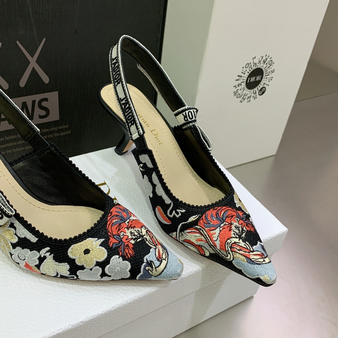 Luxury Shoes - Top QualityR - 950