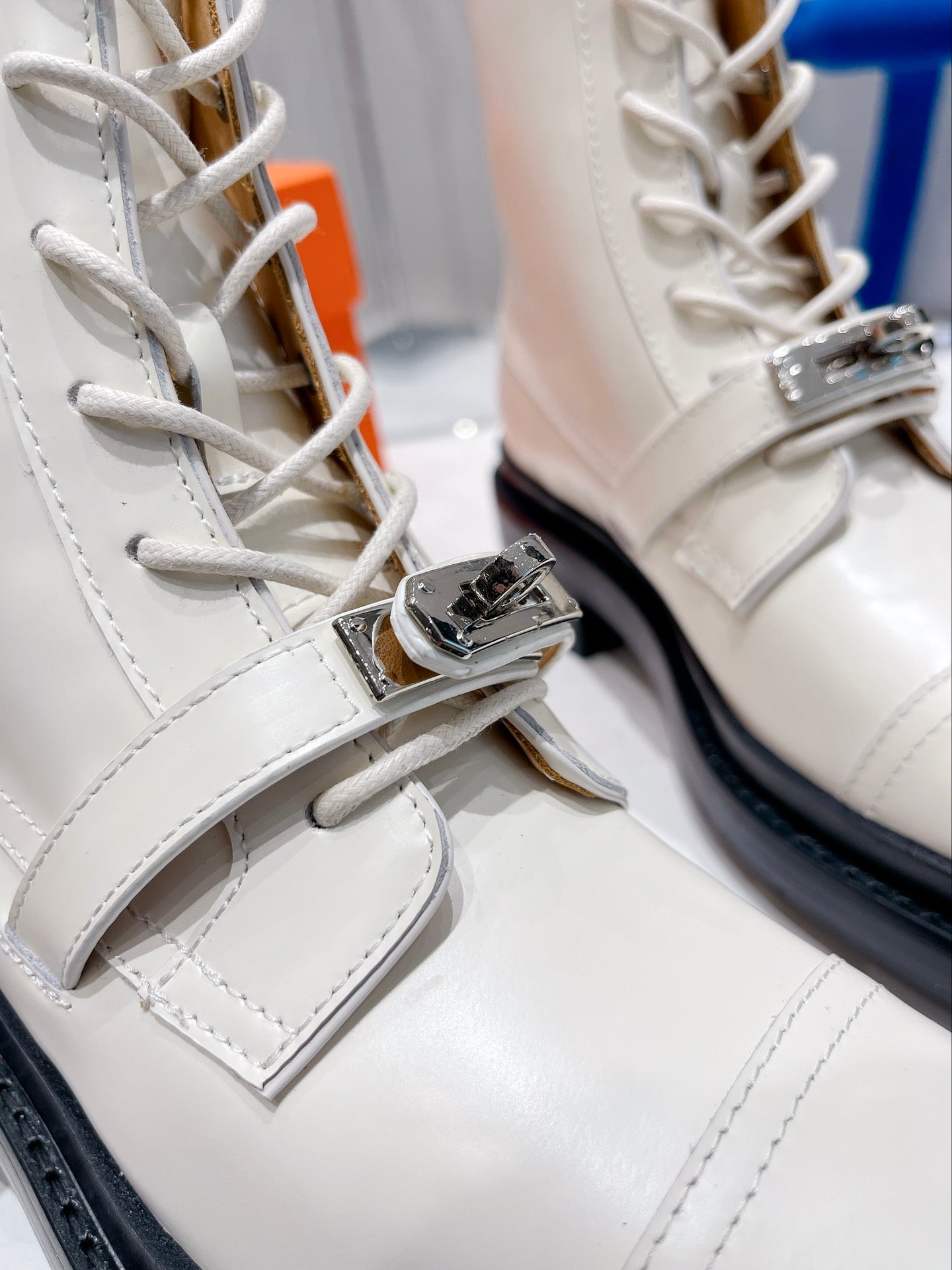 Luxury Shoes - Top QualityS - 656