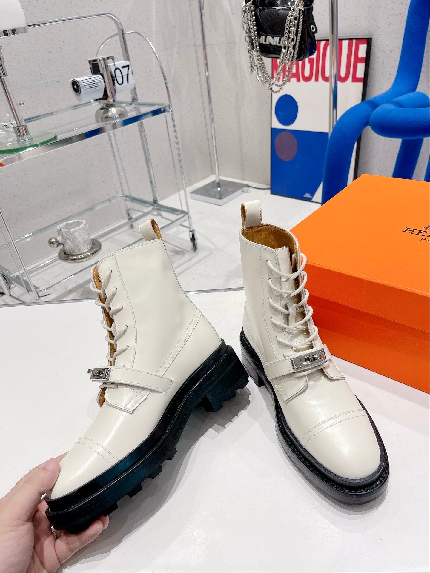 Luxury Shoes - Top QualityS - 656
