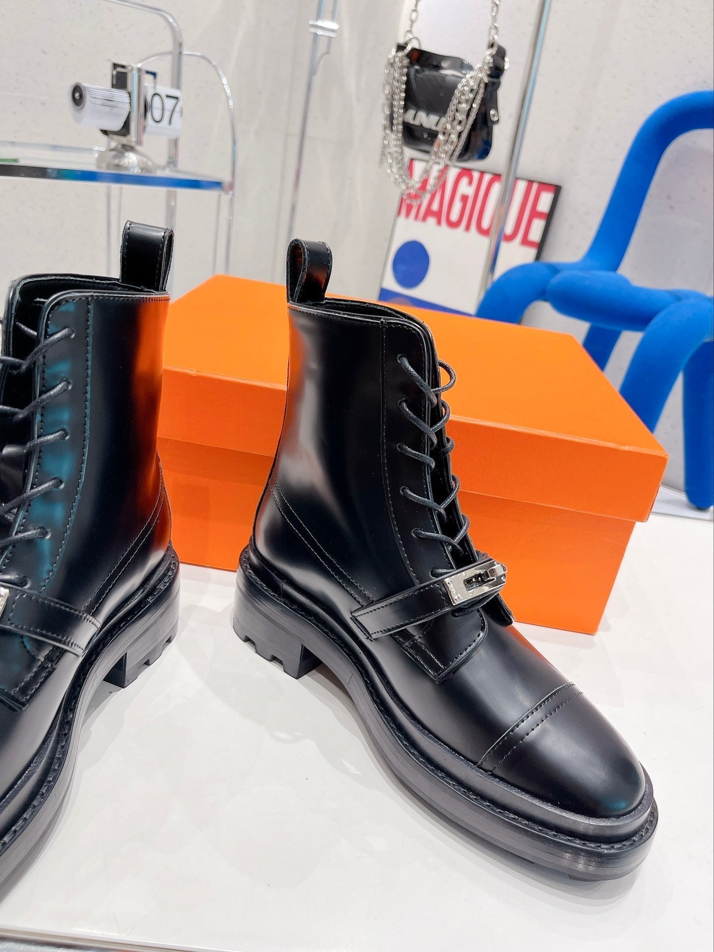 Luxury Shoes - Top QualityS - 657