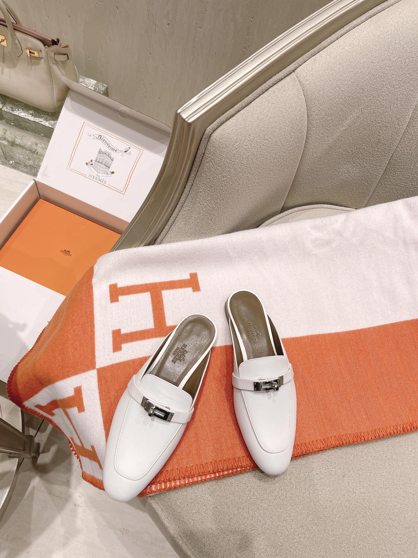 Luxury Shoes - Top QualityS - 639